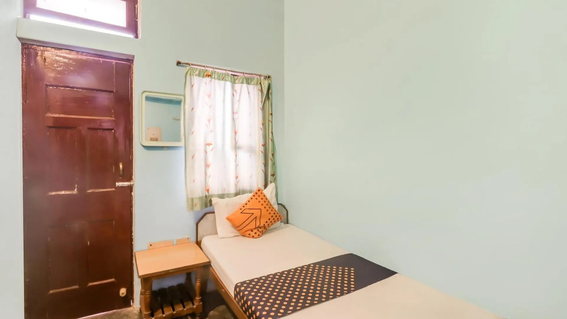 Spot On Mishra Guest House Varanasi 2*,