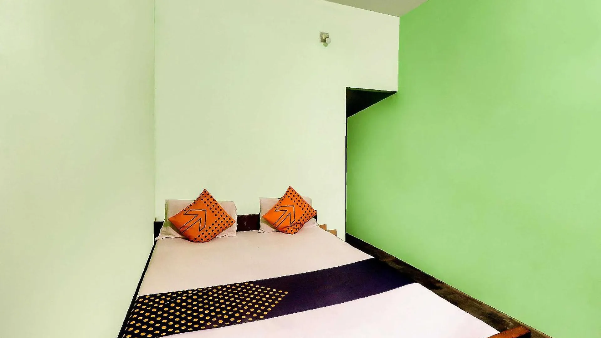Spot On Mishra Guest House Varanasi 2*,  Indien
