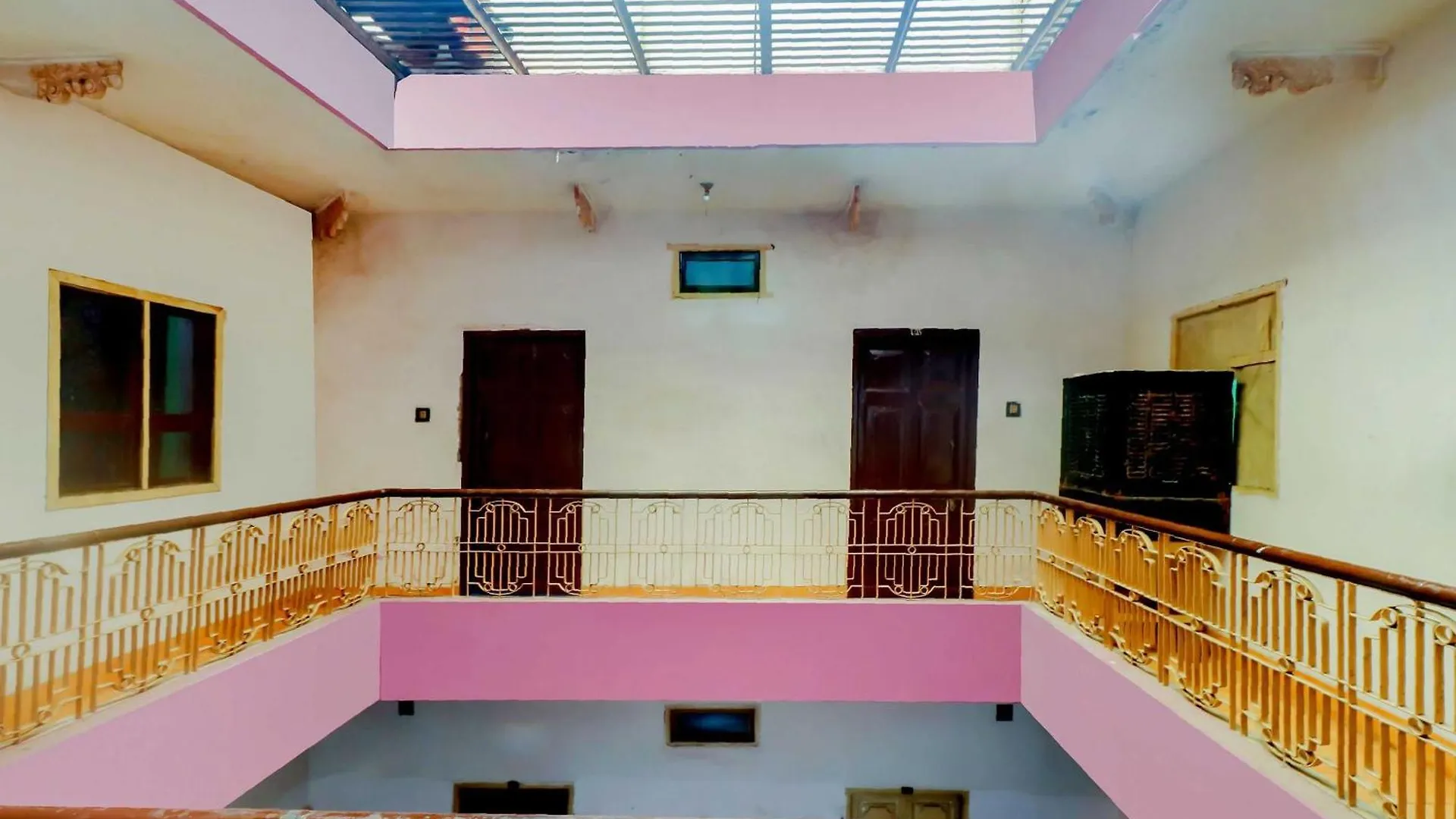 Hotel Spot On Mishra Guest House Varanasi