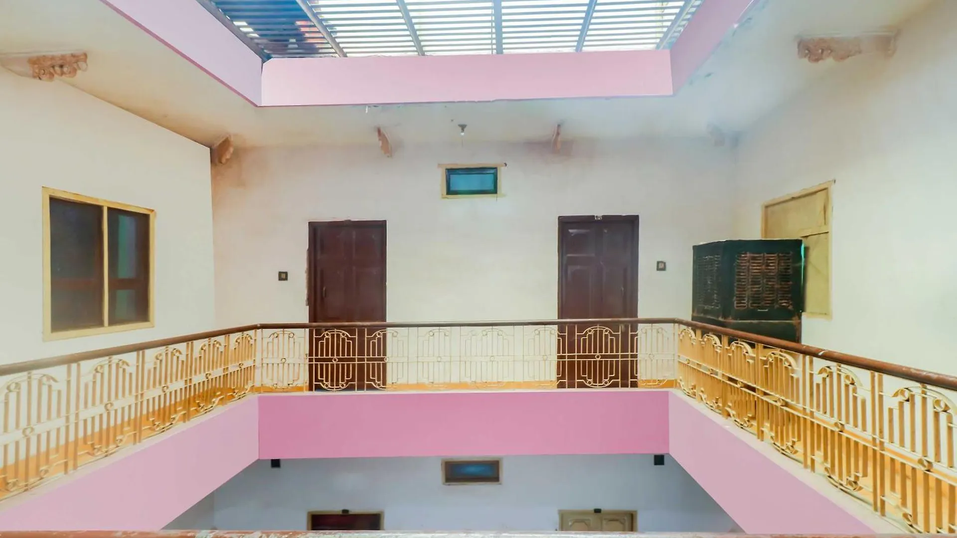 Spot On Mishra Guest House Varanasi Indien