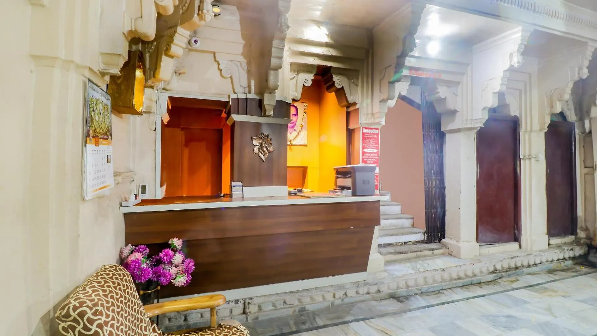 Spot On Mishra Guest House Varanasi Hotel