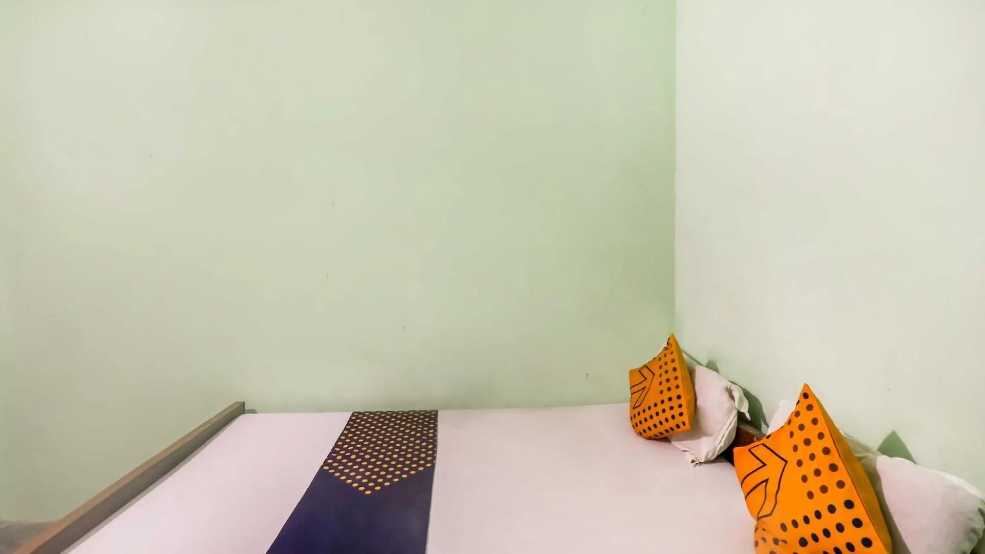 Spot On Mishra Guest House Váránasí Hotel